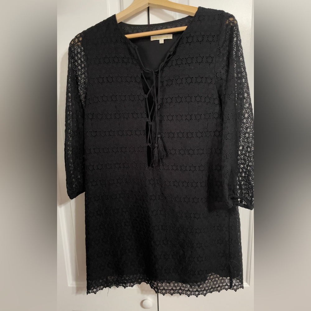 LITTLE  WHITE LIES  3/4 Sleeve Crew Neck Mini Dress / Size S/ Color Black